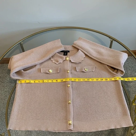 Tahari Sweater Jacket with Peter Pan collar and gold buttons - Picture 10 of 16